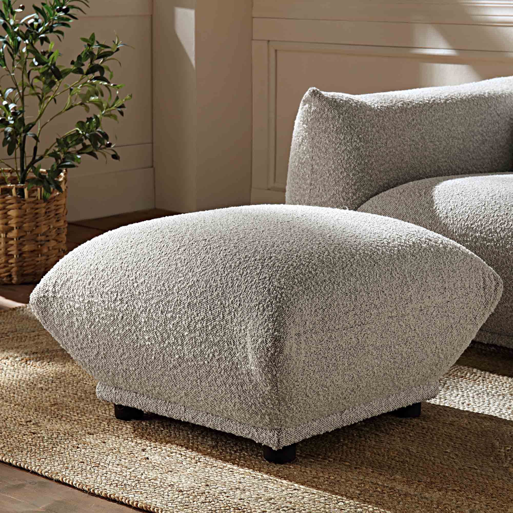 Gianni Pouffe, Mist Gray Boucle